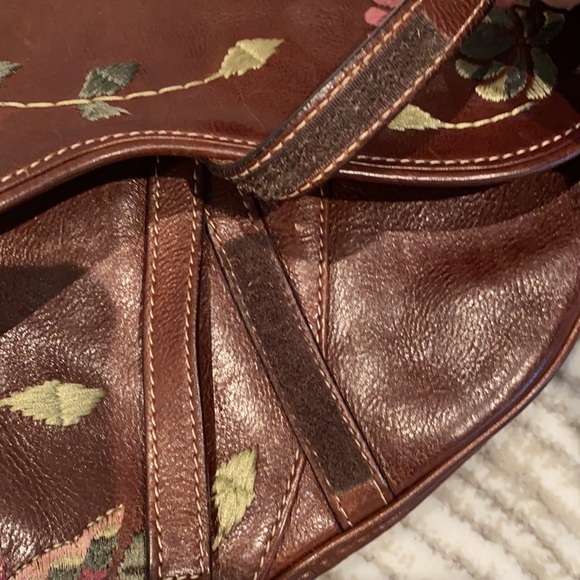 Christian Dior Saddle Bag. Leather. Stitching floral design. - Picture 8 of 10